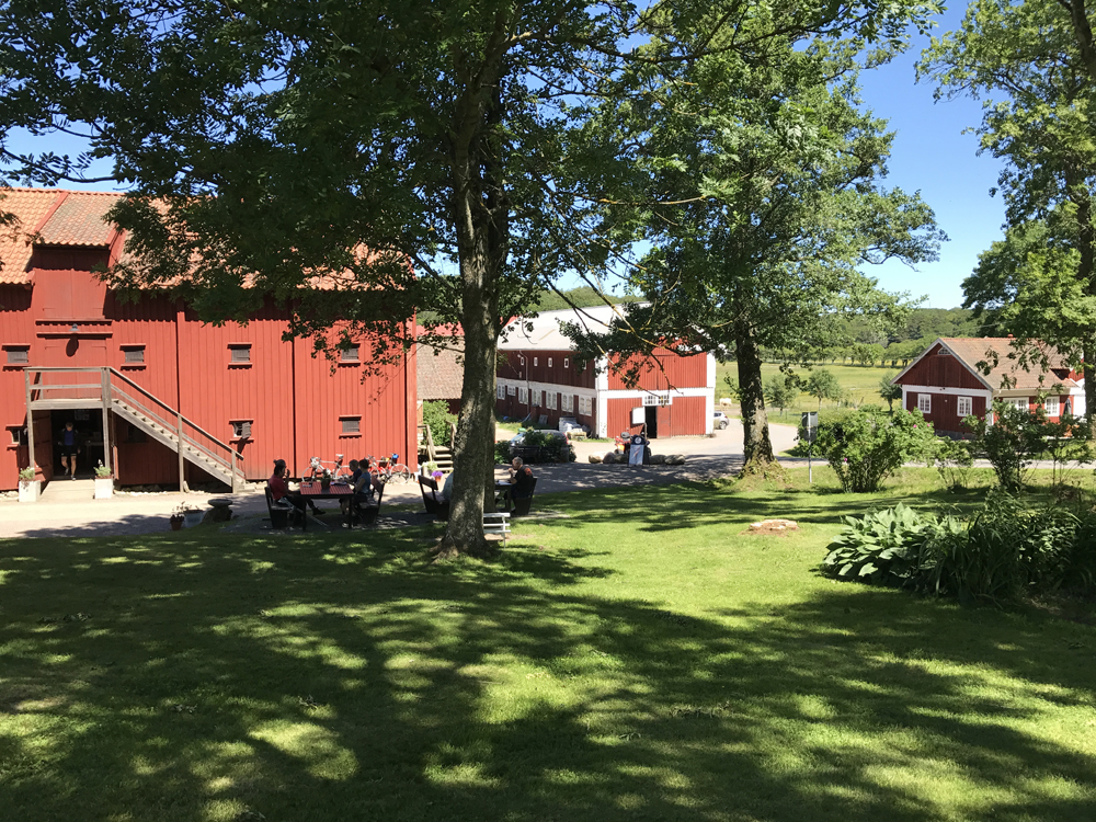Summer café in Magasinet - Tofta Manor / Tofta Herrgård